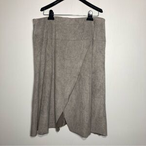 SOFT SURROUNDINGS | Stone Grey Farrah Faux Suede Skirt